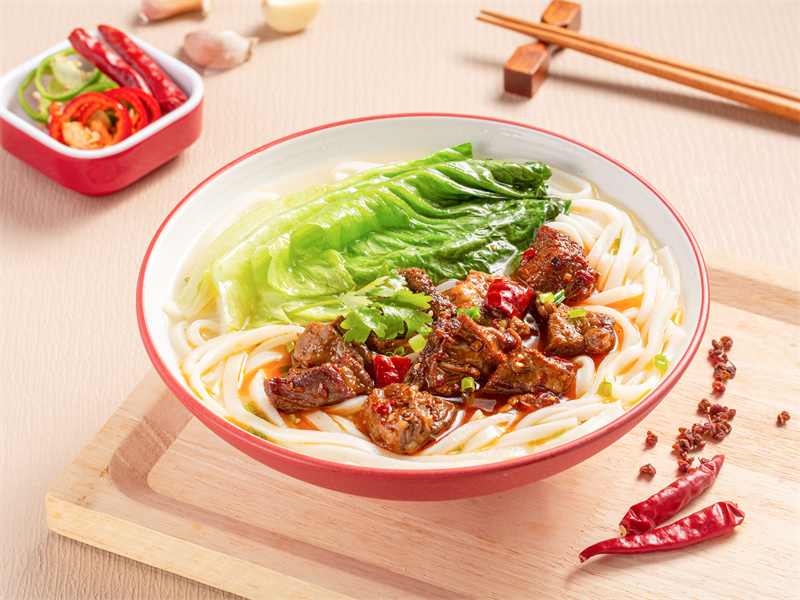 香辣牛腩汤粿条