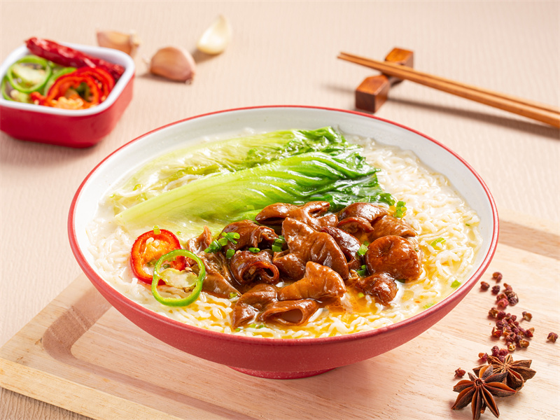 香卤肥肠汤米线